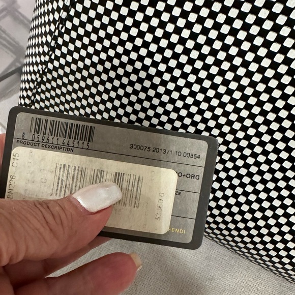 🛍️Fendi Peekaboo vintage never used limited edition absolutely fabulous - Picture 11 of 12